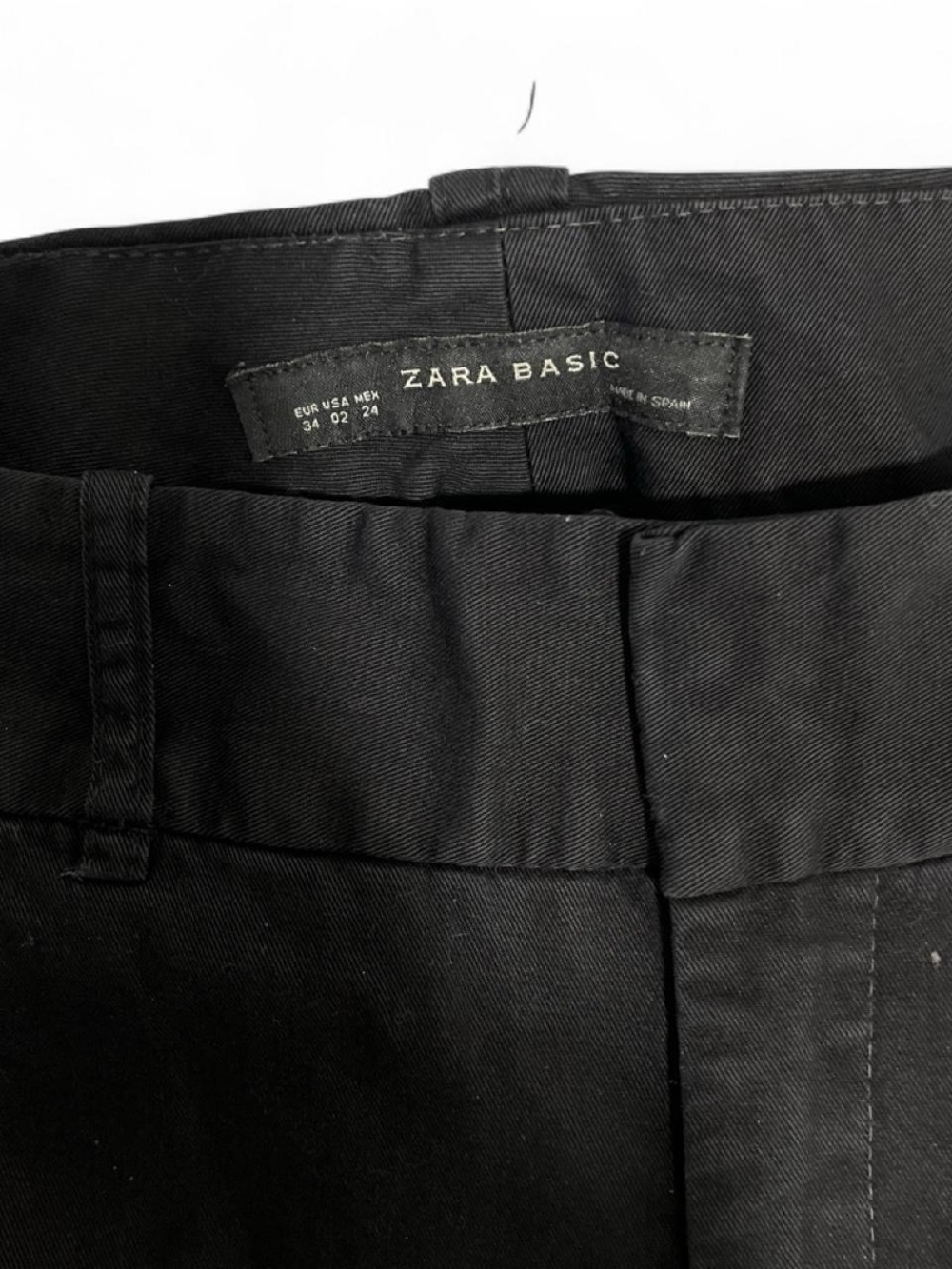 Zara Basic Black High-Waist Trousers - Picture 2 of 3